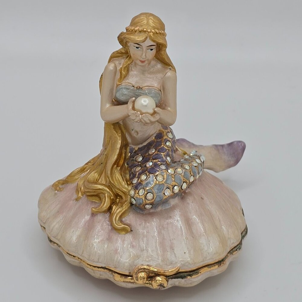 Mermaid on a Shell Jeweled Trinket Box with Austrian Crystals - Magnetic
